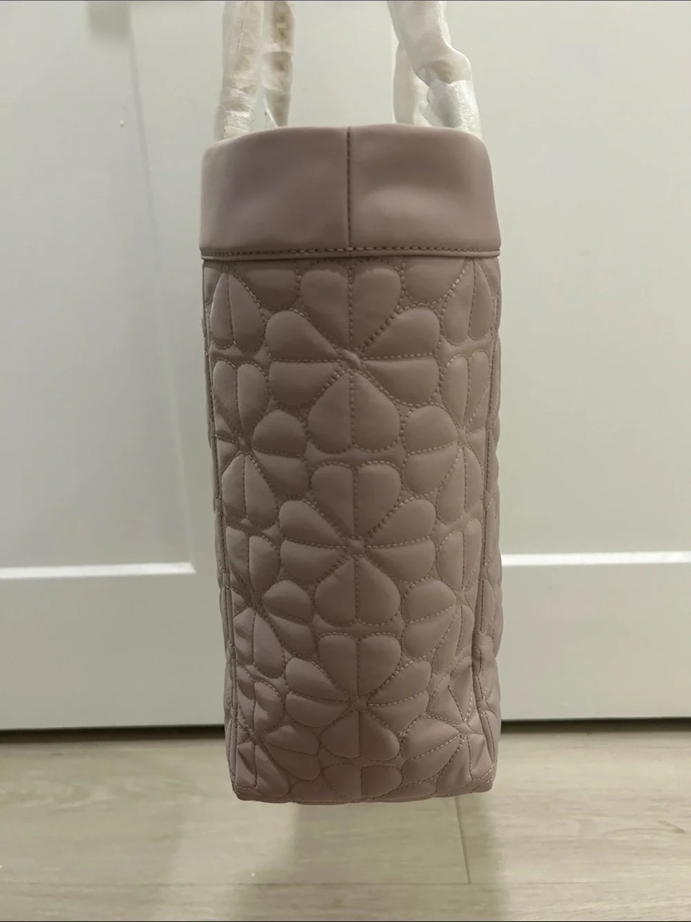 Kate Spade (NWT) Spade Flower Quilted Fabric XL Tote in Cozy Grey